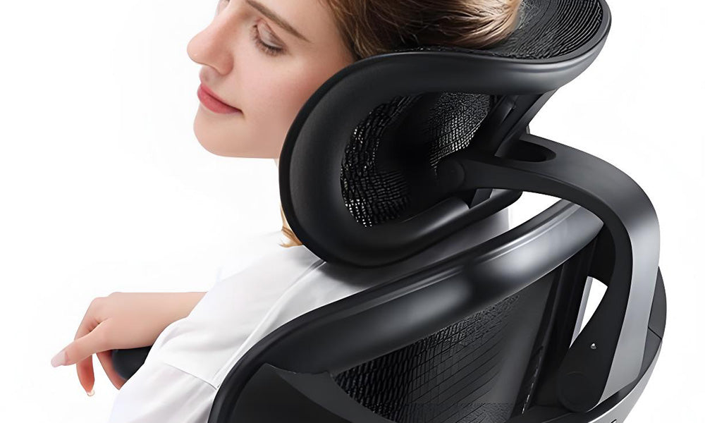 The Importance of Seat Depth for Petite Office Workers