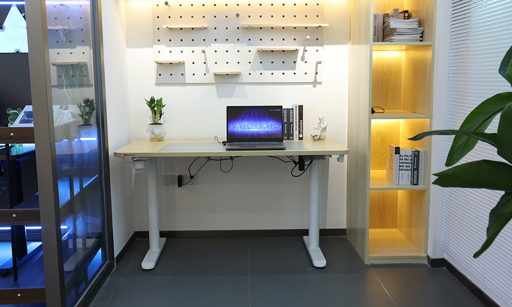 Is It Okay to Use a Standing Desk If You Are Overweight?