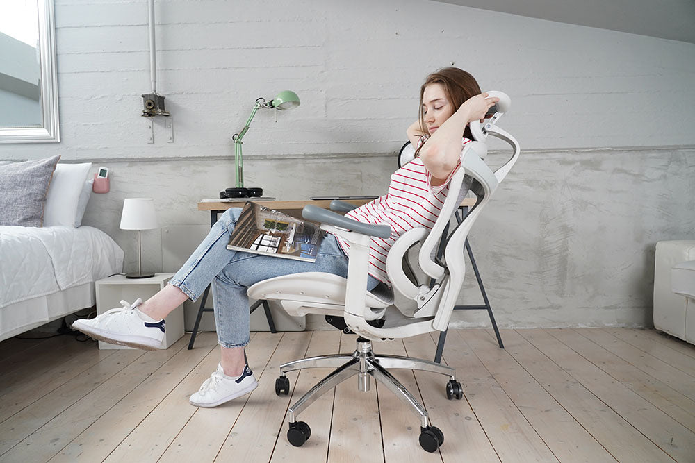 Reduce Back Pain in the Office with the SIHOO Doro C300 Chair