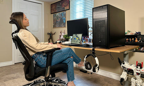 How Deep Should I Sit in an Ergonomic Chair