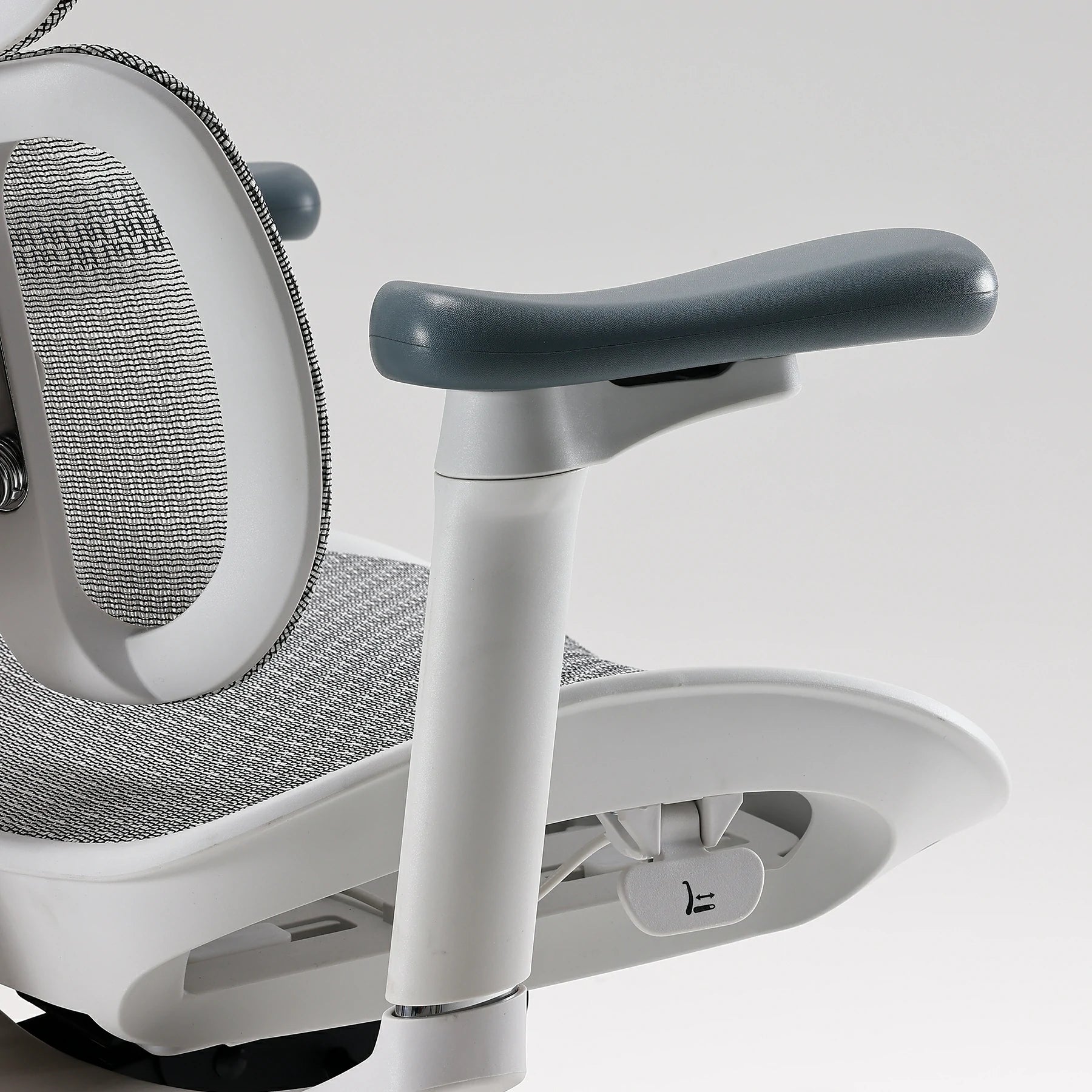 Sihoo Doro S100 Ergonomic Office Chair with Dual Dynamic Lumbar Support